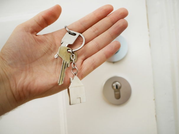 https://JenniferM61.StopRentingStartOwning.com
